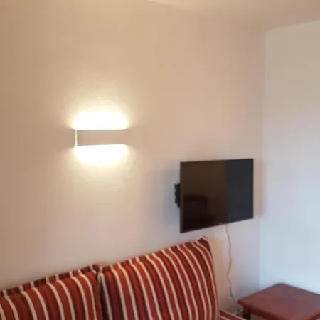 1-appt Avec Piscine A St-jean Pays-basque דירה Uhart-Cize